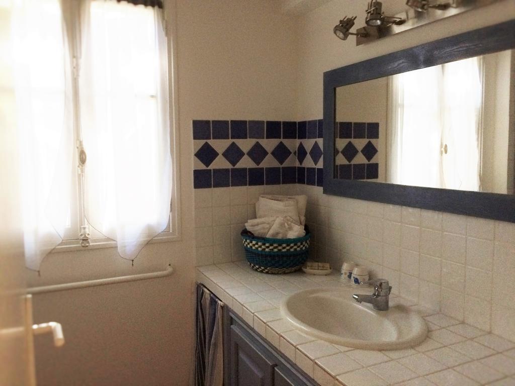 B&B Lei Bancaou Ла Гард-Френе Екстериор снимка
