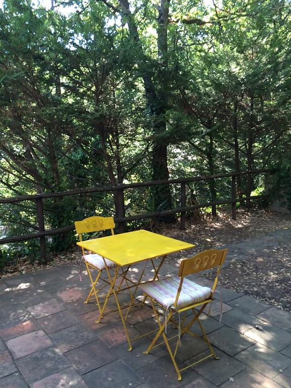 B&B Lei Bancaou Ла Гард-Френе Екстериор снимка